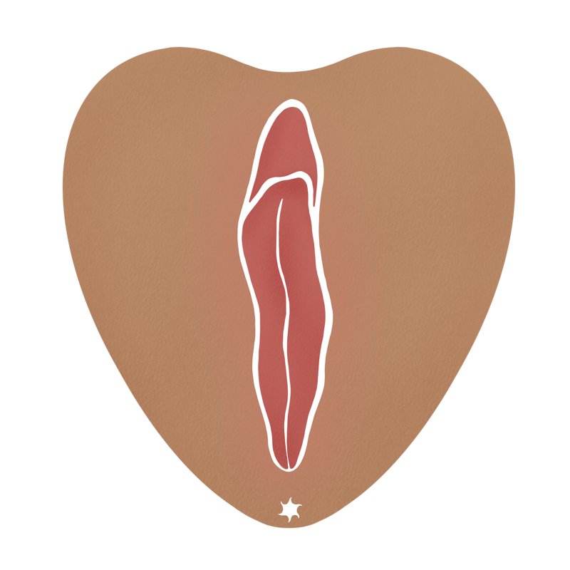 Ansicht einer Vulva in mittlerer Hautfarbe und rötlichen Vulvalippen, die geschlossen sind